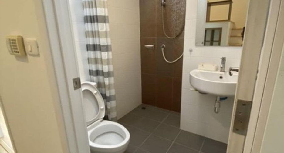 For rent 4 bedrooms apartment in Bang Phli, Samut Prakan