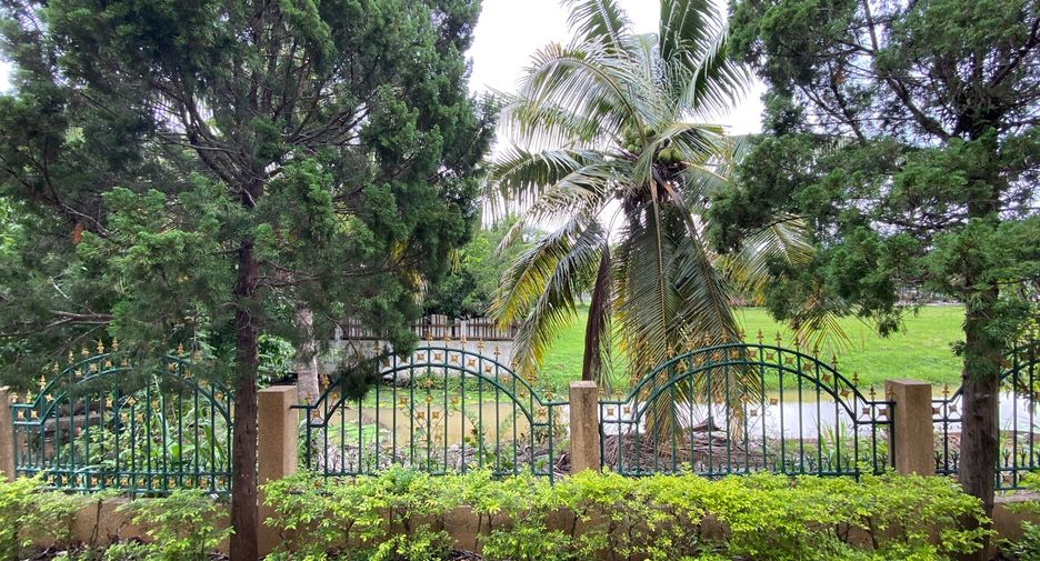 For sale 2 bedrooms house in Doi Saket, Chiang Mai