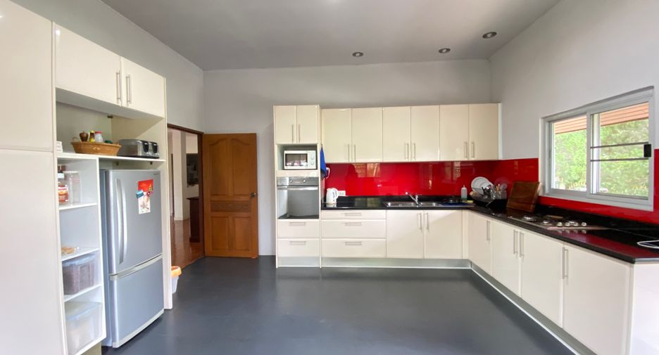 For sale 2 bedrooms house in Doi Saket, Chiang Mai