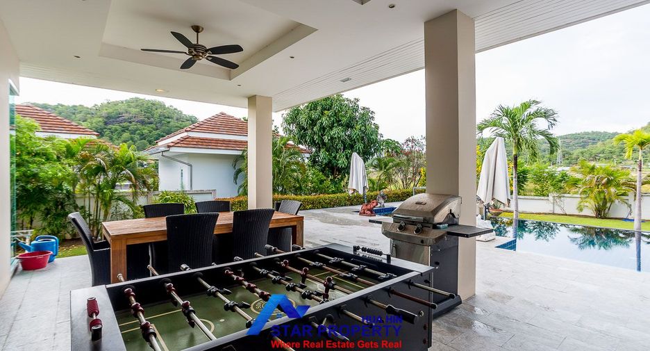 À vendre 4 chambres villa à Hua Hin, Prachuap Khiri Khan