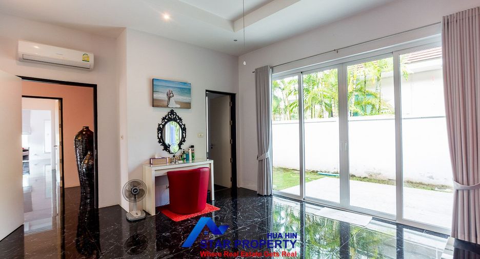 À vendre 4 chambres villa à Hua Hin, Prachuap Khiri Khan