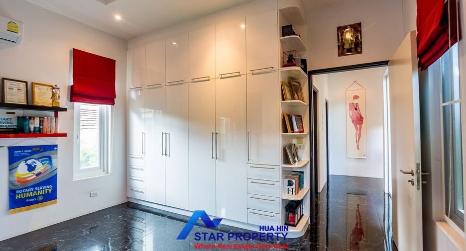 À vendre 4 chambres villa à Hua Hin, Prachuap Khiri Khan
