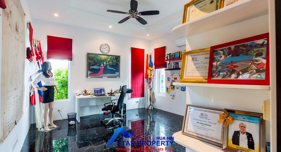 À vendre 4 chambres villa à Hua Hin, Prachuap Khiri Khan