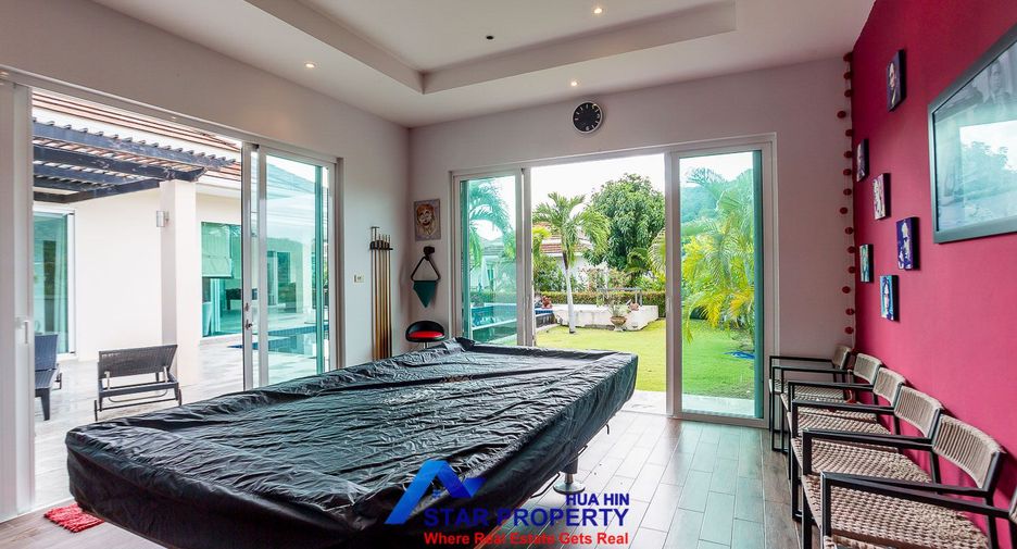 À vendre 4 chambres villa à Hua Hin, Prachuap Khiri Khan