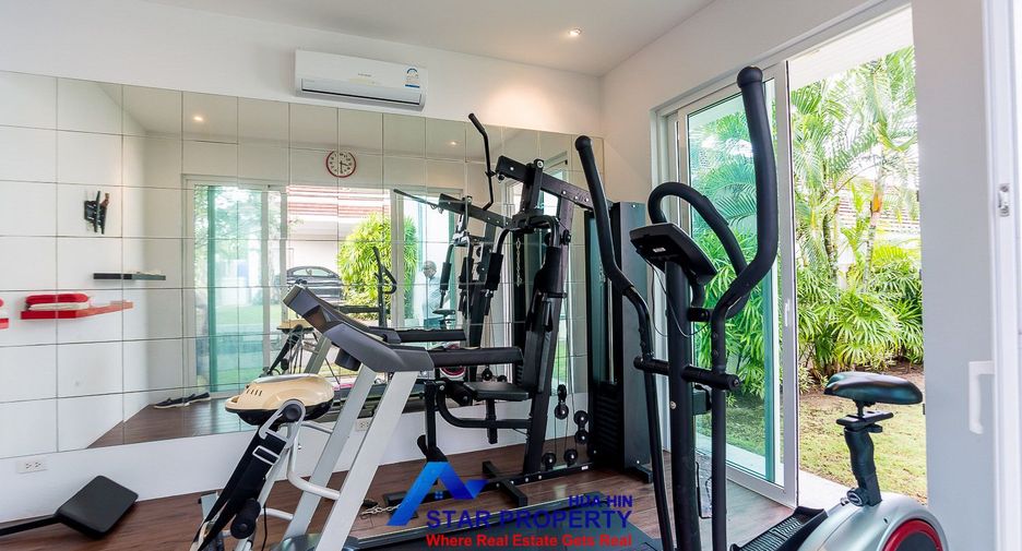 À vendre 4 chambres villa à Hua Hin, Prachuap Khiri Khan