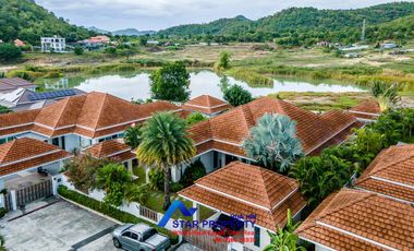 À vendre 4 chambres villa à Hua Hin, Prachuap Khiri Khan