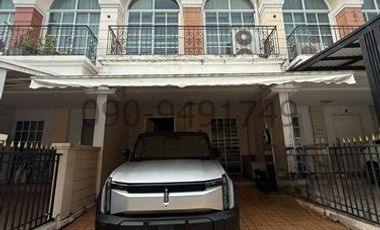 For sale 3 bedrooms house in Bang Kapi, Bangkok