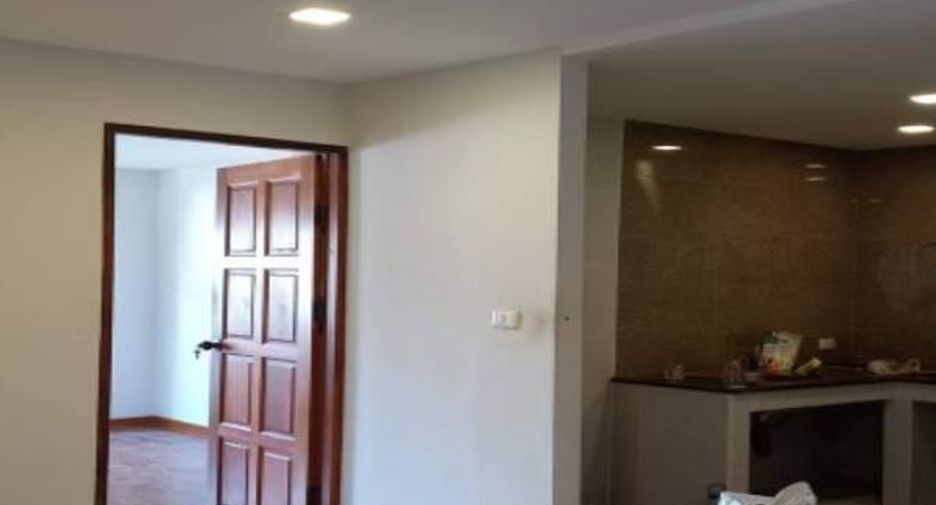 ขาย 2 ห้องนอน คอนโด ใน วัฒนา, กรุงเทพฯ