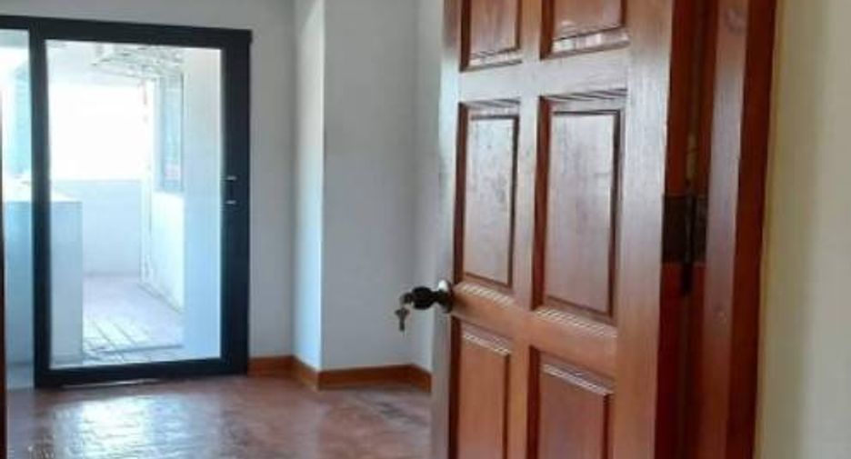 ขาย 2 ห้องนอน คอนโด ใน วัฒนา, กรุงเทพฯ