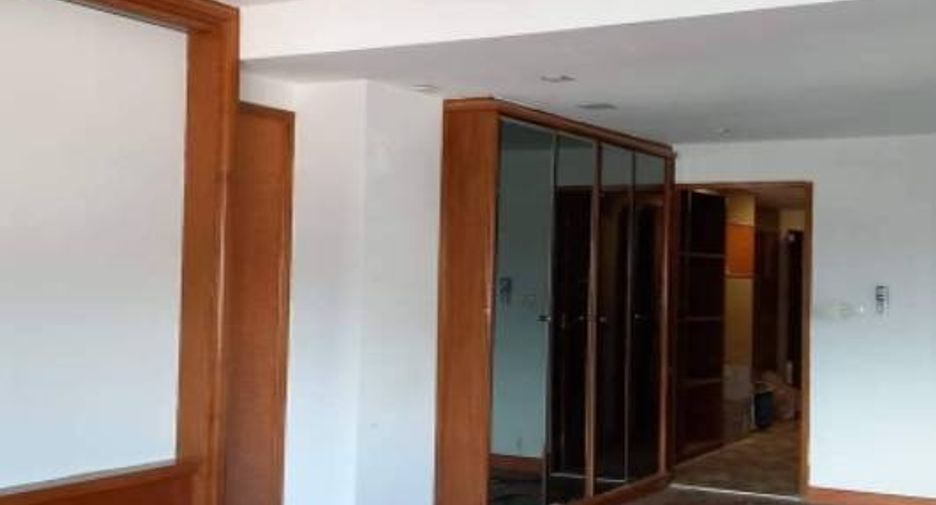 ขาย 2 ห้องนอน คอนโด ใน วัฒนา, กรุงเทพฯ