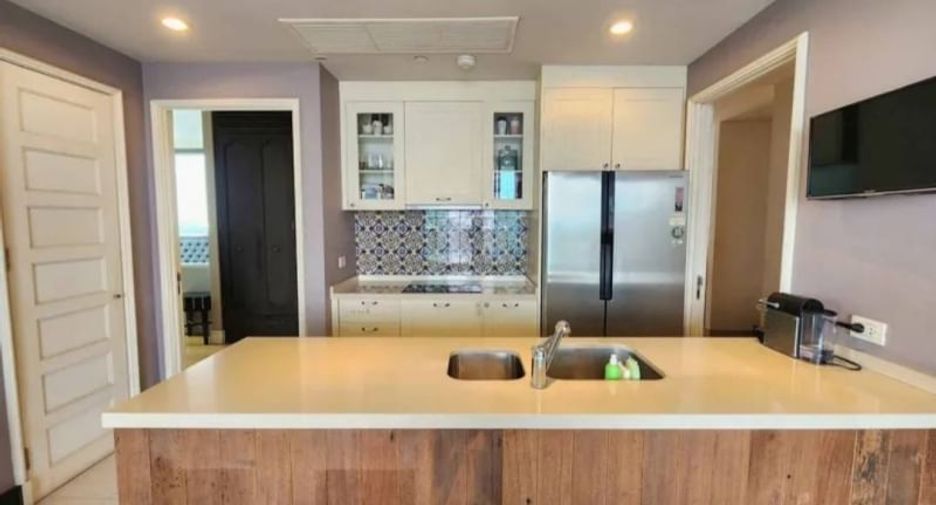 ขาย 2 ห้องนอน คอนโด ใน คลองเตย, กรุงเทพฯ