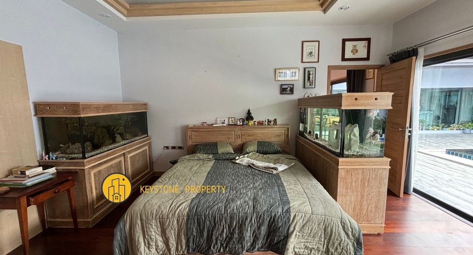 For sale 4 ベッドルーム villa in Bang Lamung, Chonburi