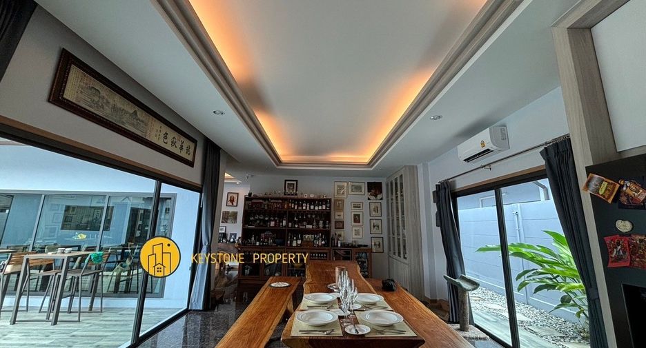 For sale 4 ベッドルーム villa in Bang Lamung, Chonburi