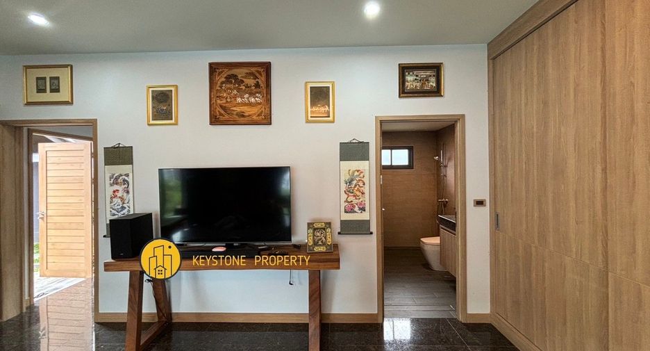 For sale 4 ベッドルーム villa in Bang Lamung, Chonburi