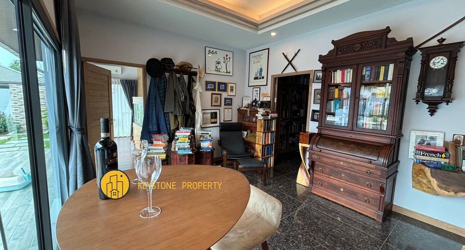 For sale 4 ベッドルーム villa in Bang Lamung, Chonburi