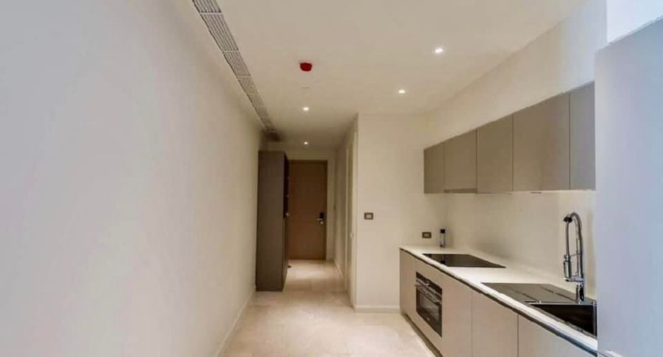 For sale 2 ベッドルーム condo in Khlong San, Bangkok