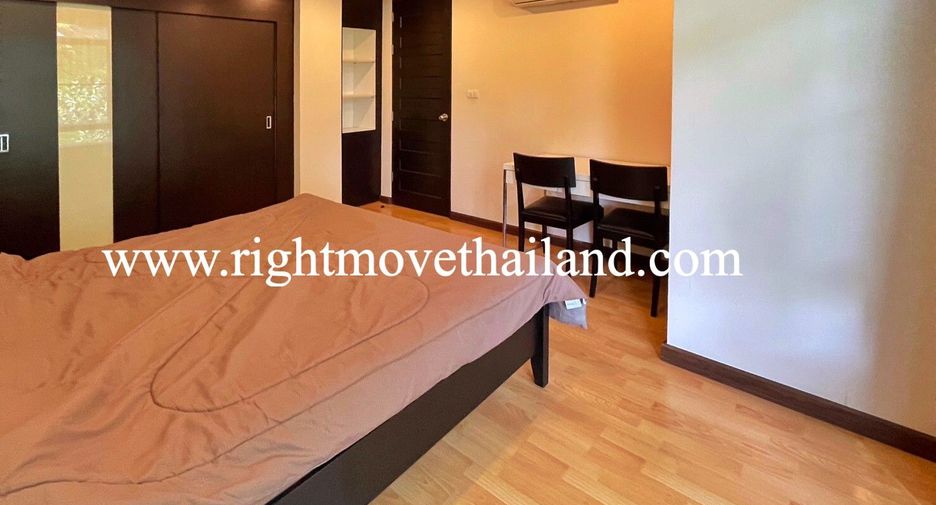 For sale 1 bed condo in Watthana, Bangkok