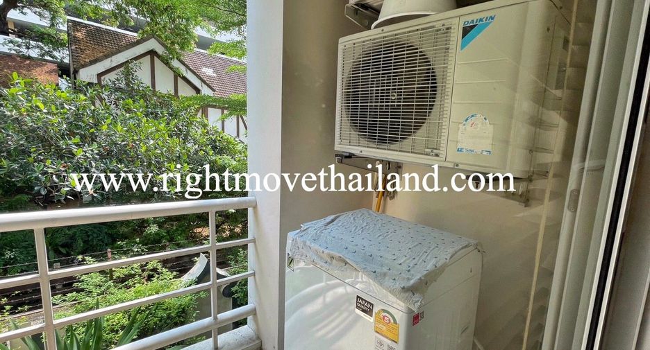 For sale 1 bed condo in Watthana, Bangkok