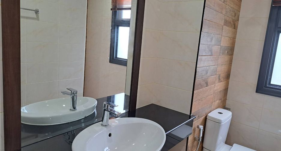 For rent 3 bedrooms house in Hang Dong, Chiang Mai
