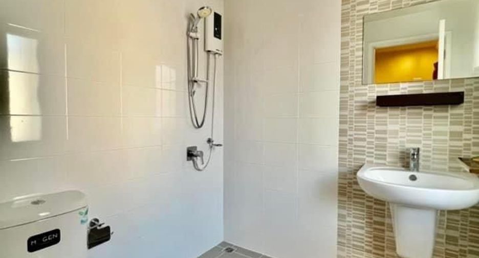 For rent 3 bed retail Space in Bang Phli, Samut Prakan