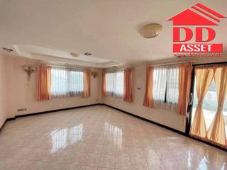 For sale 3 bed retail Space in Mueang Saraburi, Saraburi