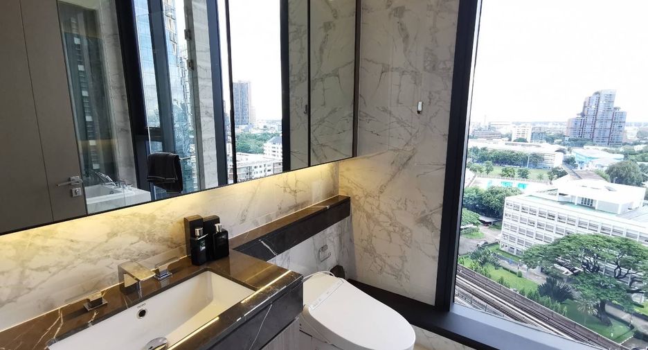 Wohnung zum Kauf mit 1 Zimmer in Khlong Toei, Bangkok
