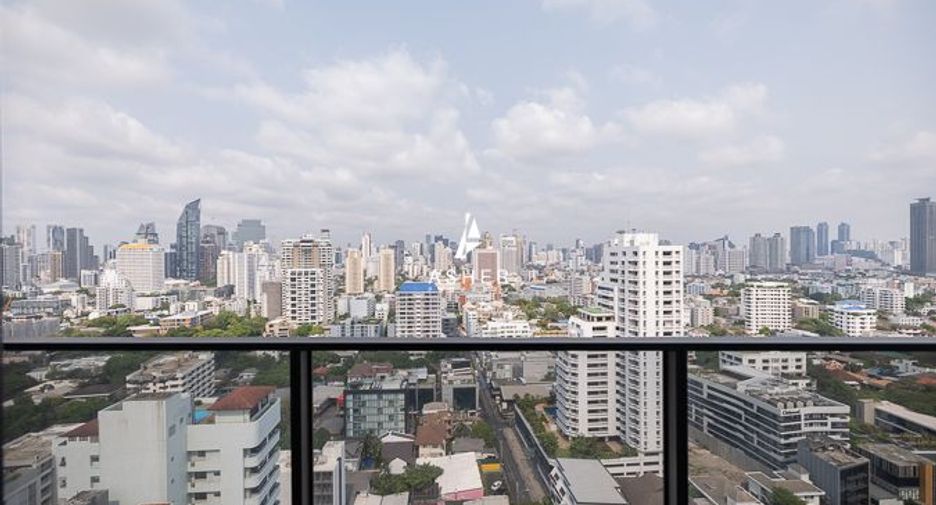 For rent 2 bedrooms condo in Watthana, Bangkok