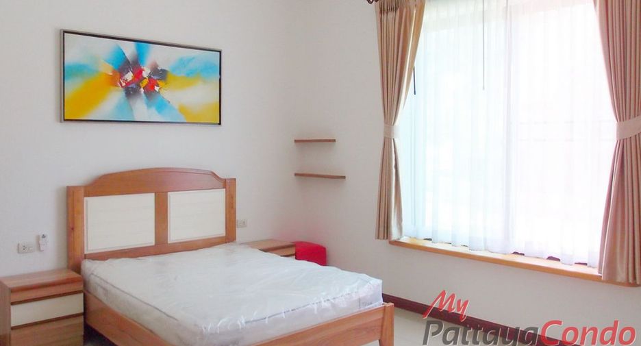 For sale 4 bedrooms house in Bang Lamung, Chonburi