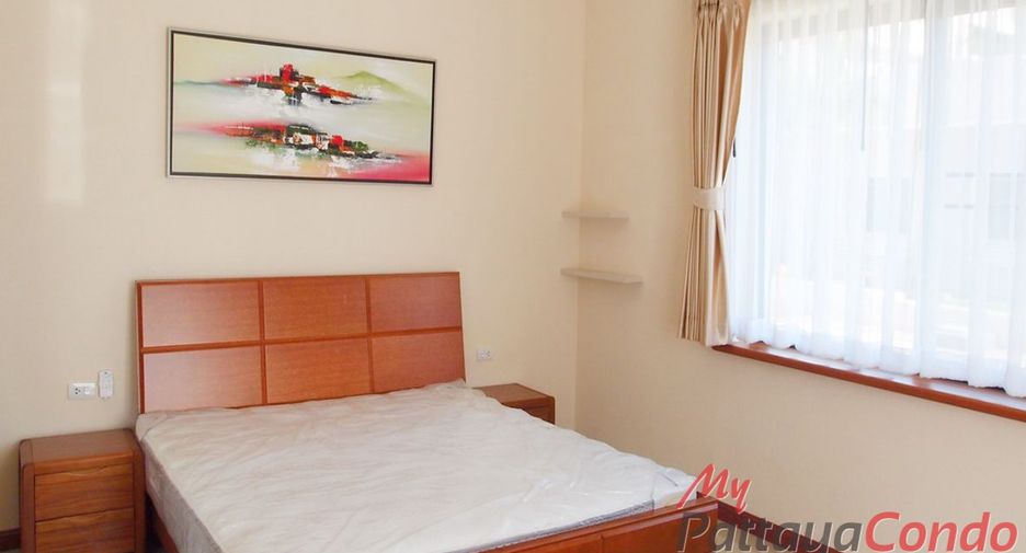For sale 4 bedrooms house in Bang Lamung, Chonburi
