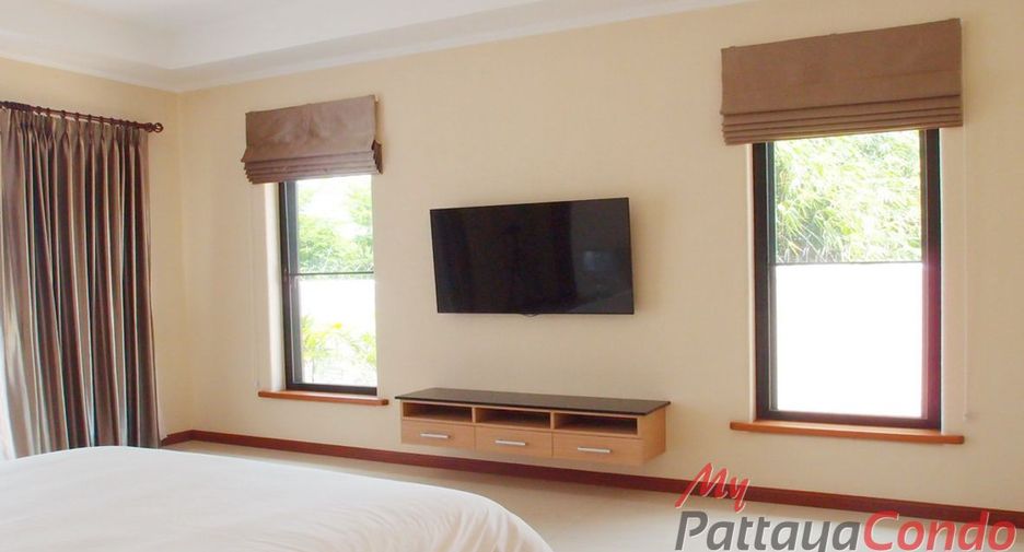 For sale 4 bedrooms house in Bang Lamung, Chonburi