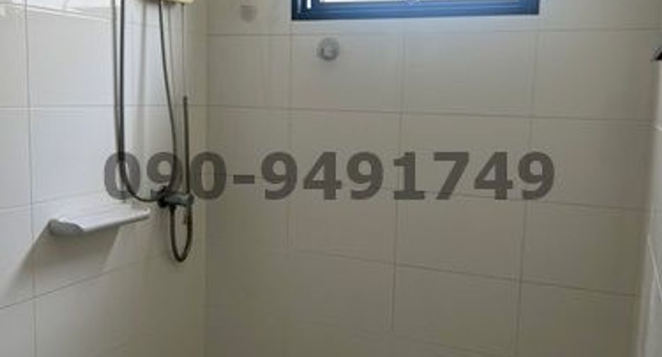 Аренда 3 спальни таунхаус в Банг Кхен, Бангкок