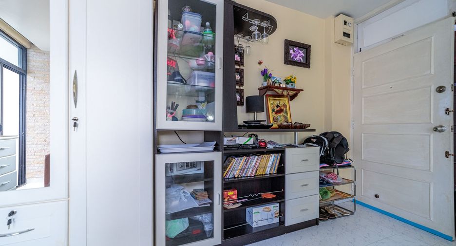 Wohnung zum Kauf mit 1 Zimmer in Bang Lamung, Chonburi