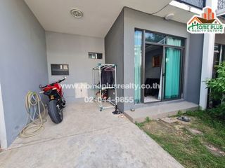 Reihenhaus zum Kauf mit 4 Zimmer in Thung Khru, Bangkok