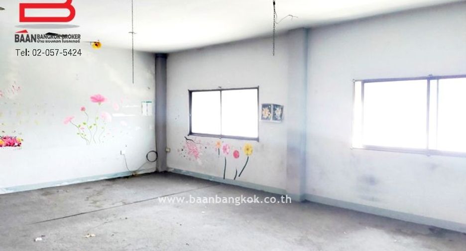 For sale 1 bed retail Space in Mueang Nonthaburi, Nonthaburi