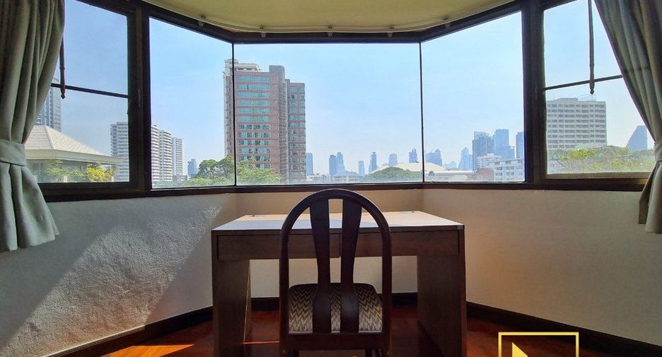 Condo en alquiler de 2 habitaciones en Khlong Toei, Bangkok