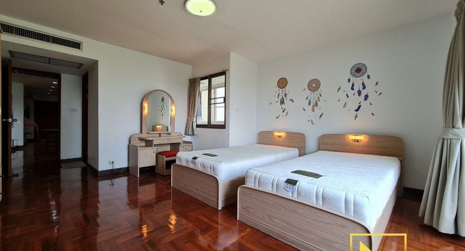 Condo en alquiler de 2 habitaciones en Khlong Toei, Bangkok