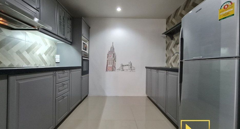 Condo en alquiler de 2 habitaciones en Khlong Toei, Bangkok