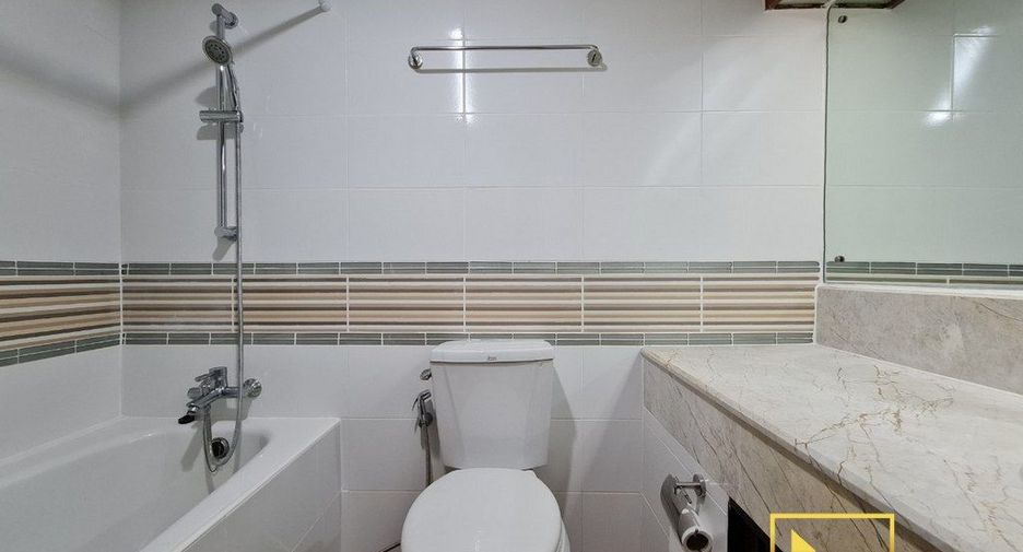 Condo en alquiler de 2 habitaciones en Khlong Toei, Bangkok