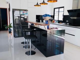 Haus zur Miete mit 3 Zimmer in Bang Lamung, Chonburi