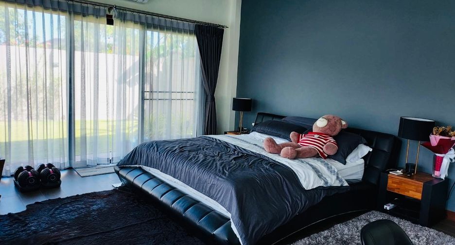 Haus zur Miete mit 3 Zimmer in Bang Lamung, Chonburi