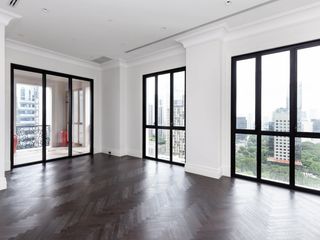 For sale 2 ベッドルーム condo in Pathum Wan, Bangkok