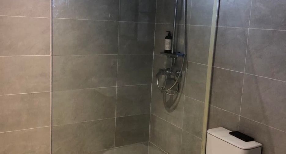 For sale 3 bedrooms townhouse in Khlong Toei, Bangkok
