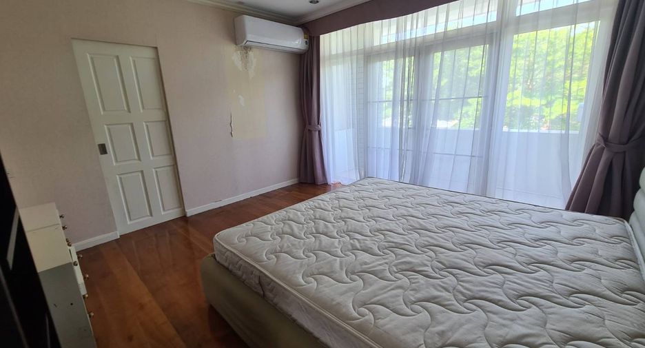 For rent 5 bedrooms house in Mueang Samut Prakan, Samut Prakan