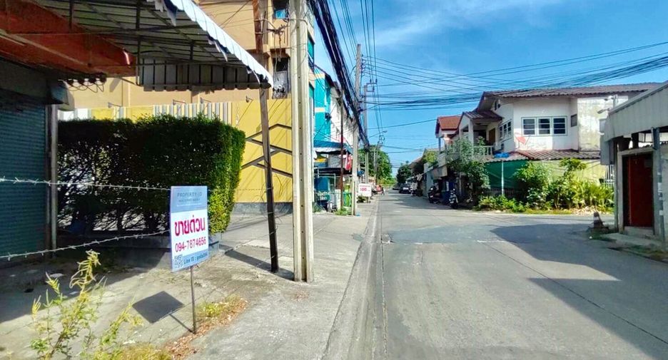 Gewerbefläche zur Miete und zum Kauf mit 3 Zimmer in Bang Khen, Bangkok