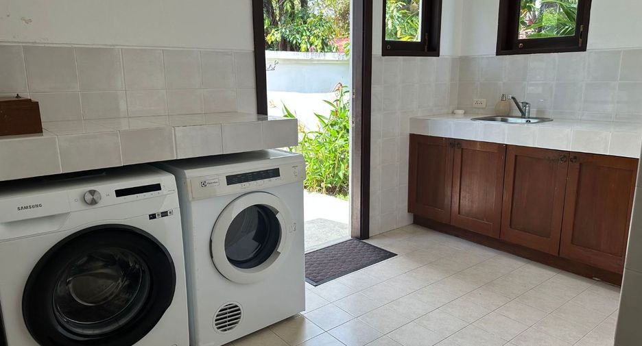 For rent 4 ベッドルーム villa in Thalang, Phuket
