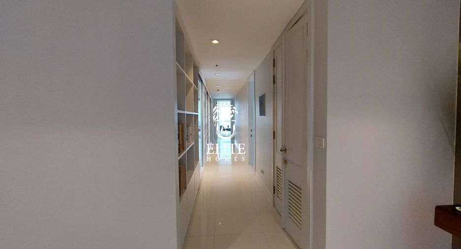 Condo en alquiler de 3 habitaciones en Pathum Wan, Bangkok