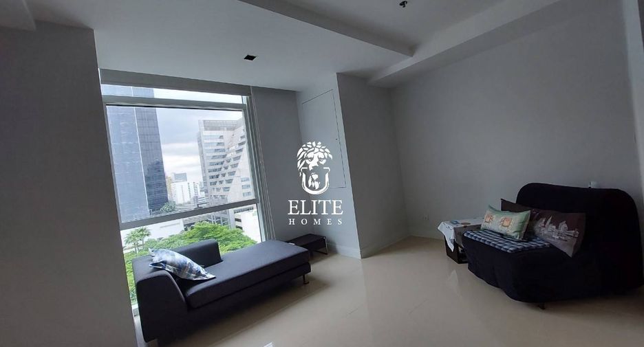 Condo en alquiler de 3 habitaciones en Pathum Wan, Bangkok