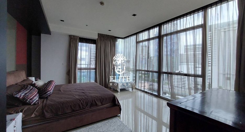 Condo en alquiler de 3 habitaciones en Pathum Wan, Bangkok