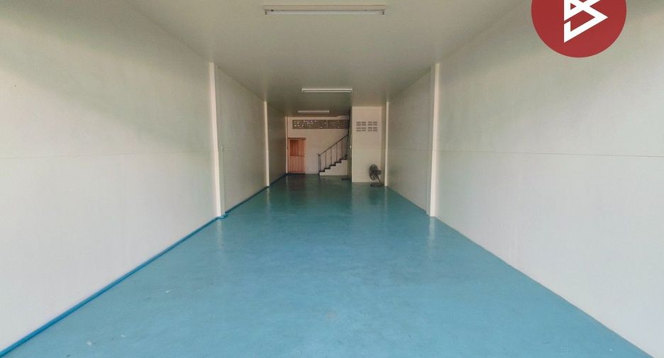 For sale 2 bed retail Space in Bang Khla, Chachoengsao