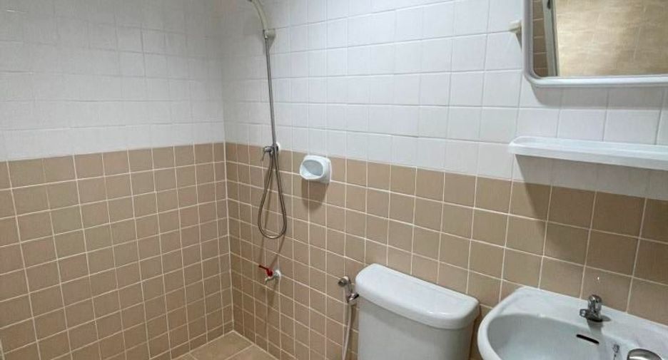 For rent 4 ベッドルーム house in Khlong Toei, Bangkok